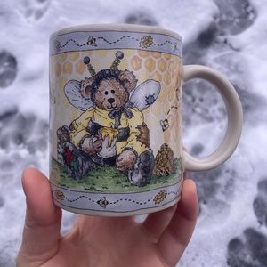 VINTAGE Honey Bee Teddy Bear Mug